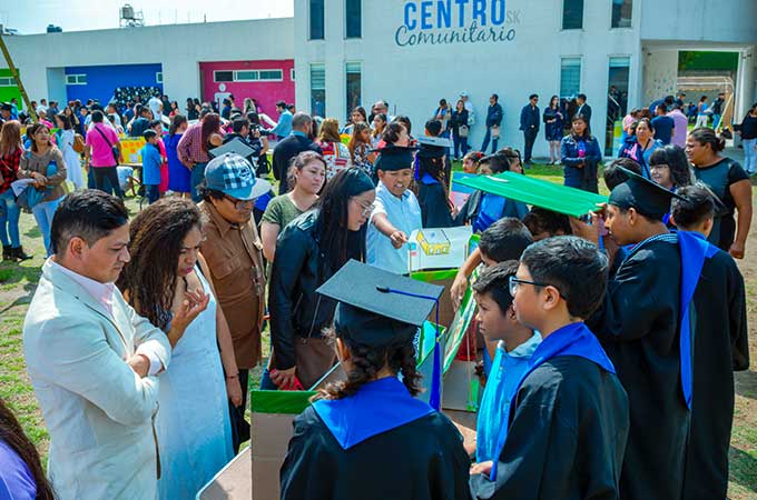 Smurfit Kappa Community Centre in Mexico