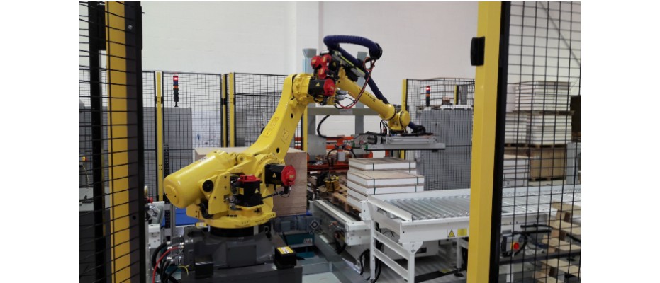 Robotic packaging machines